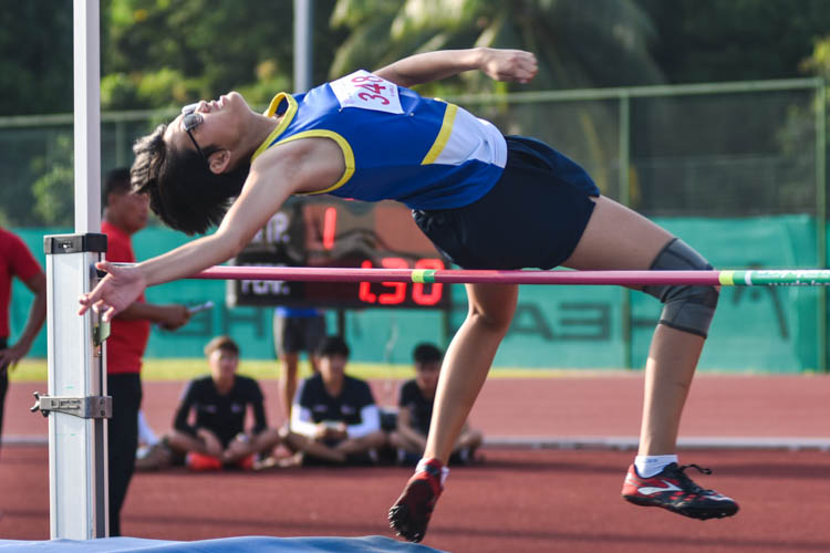 Jae Tan (#348) of Saint Anthony's Canossian Secondary School placed 11th at the B Divison Girls High Jump event. (Photo   © Lee Yu En/Red Sports)