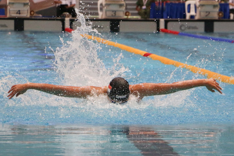 Jamie Koo came in first in the A Division Girls’ 50m Butterfly race with a time of 28.23s. (Photo © Daniel Yeo/Red Sports)