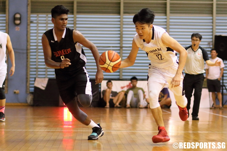 Tan Yan Zhou (DHS #12) drives the ball up the court in transition. (Photo 7 © Dylan Chua/Red Sports)