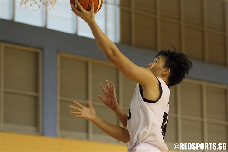 Shin Dong Hun (HCI #18) rises for a lay-up on the break. (Photo 13 © Dylan Chua/Red Sports)