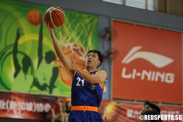 (AJC #21) soars for a lay-up in transition. (Photo 2 © Dylan Chua/Red Sports)