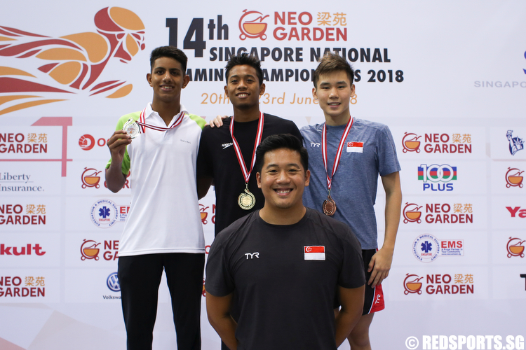 Aflah Prawira of Indonesia clocked a time of 8 minutes 7.50 seconds to clinch the gold medal of the Men's 800 Freestyle race. Advait Page of Shishukunj Swimming Academy came in second with a time of 8 minutes 10.22 seconds. Glen Lim of Swimfast Aquatic Club came in third with a time of 8 minutes 15.08 seconds setting a new national record. (Photo © Lee Jian Wei/Red Sports)