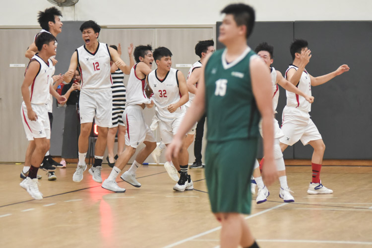 Temasek Polytechnic  clinched the championship from title holders Republic Polytechnic with a thrilling 64-62 victory to end their 2018 season. (Photo 1 © Stefanus Ian/Red Sports)