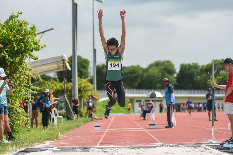 Ephraim Soh of Republic Polytechnic competing in the Men's Triple Jump Open event. (Photo © Stefanus Ian/Red Sports)