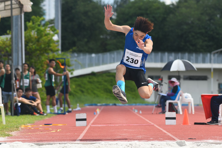 Dyfrig Lim (#230) of NP finished ninth in the Men's Triple Jump event with a distance of 12.21m. (Photo 1 © Stefanus Ian/Red Sports)