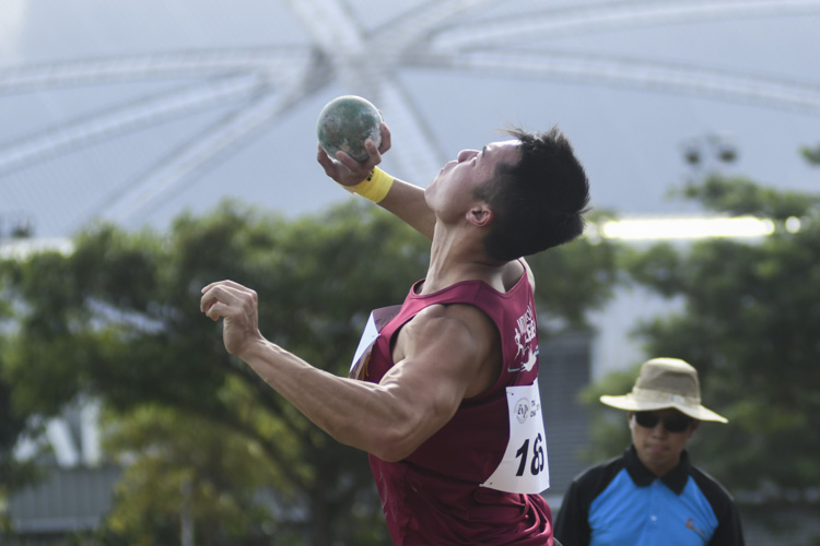 Brian See of NUS broke the IVP record and defended his Men's Shot Put title with a final throw of 14.14m (Photo 1 © Stefanus ian/Red Sports)