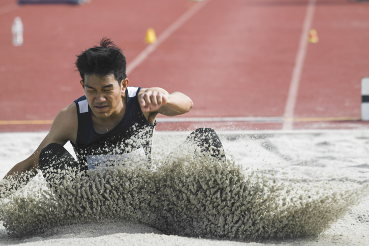 Jerrel Wang of SMU clinched the silver medal in the Men's Long Jump event with a final distance of 6.78m. (Photo 1 © Stefanus Ian/Red Sports)
