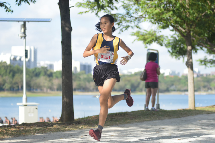 Hannah Tong (#14079) of Methodist Girls’ School placed fourth in the U14 Girls' category. (Photo 1 © Iman Hashim/Red Sports)