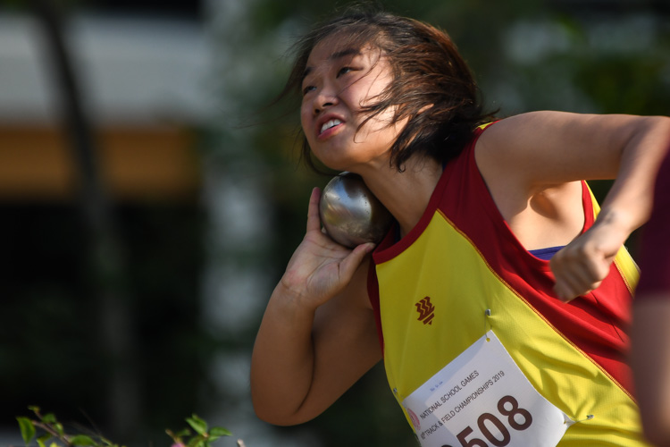 Foo Qi Xin of HCI came in fourth in the A Division Girls Shot Put event with a final distance of 10.23m. (Photo 1 © Stefanus Ian/Red Sports)
