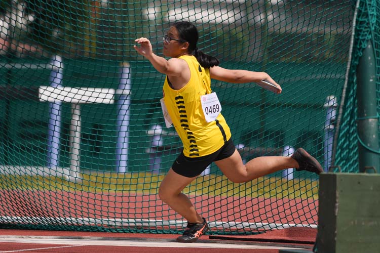 Wong Rui Yue of Victoria Junior College took the bronze in the A Division girs' discus with 30.86m. (Photo 19 © Iman Hashim/Red Sports)