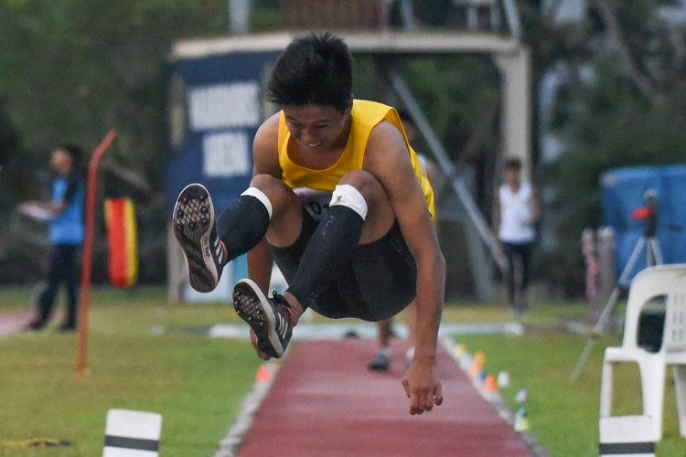 Daniel Christopher Lee of VJC claimed the bronze in the A Division boys' triple jump with a 13.69m leap. (Photo 8 © Iman Hashim/Red Sports)
