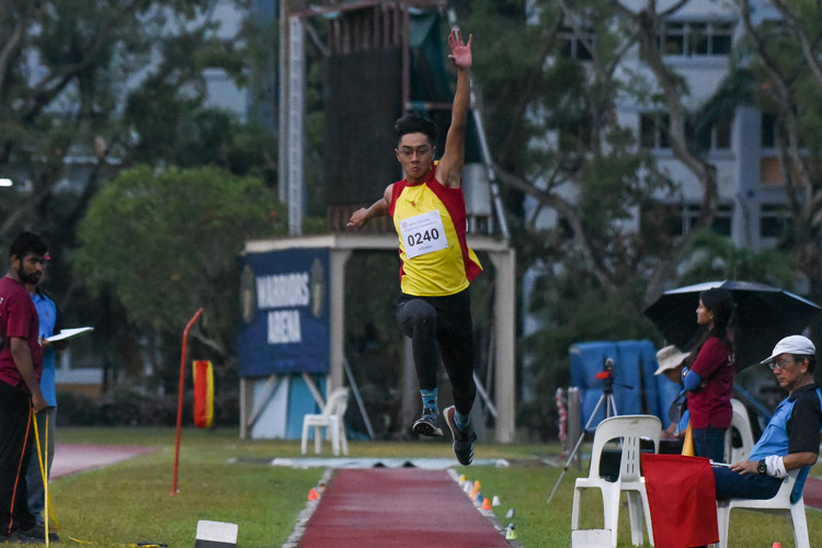 Defending champion Benaiah Hoong of Hwa Chong Institution placed seventh in the A Division boys' triple jump with a distance of 12.72m. (Photo 15 © Iman Hashim/Red Sports)