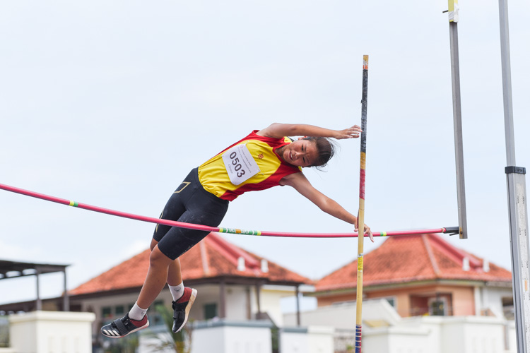 Phoebe Choong of HCI cleared 2.95m to claim the bronze medal. (Photo 14 © Iman Hashim/Red Sports)