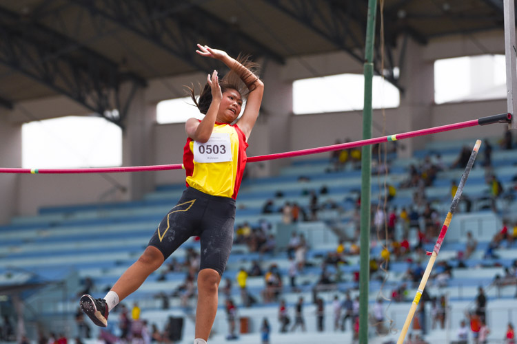 Phoebe Choong of HCI cleared 2.95m to claim the bronze medal. (Photo 17 © Iman Hashim/Red Sports)