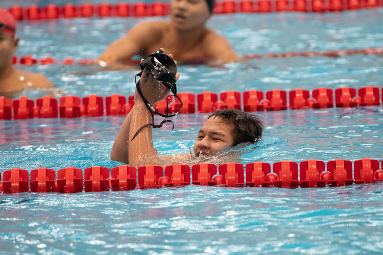 Ephraim Tan of ACS(I) won the B Division Boys' 200m butterfly final with a time of 2:06.83.