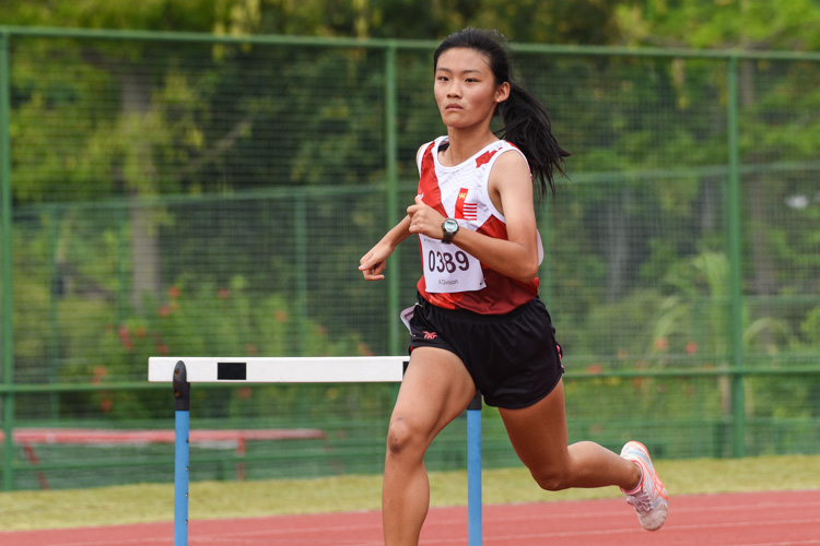 Theresa Lam of National Junior College finished third in 1:11.99. (Photo 2 © Iman Hashim/Red Sports)