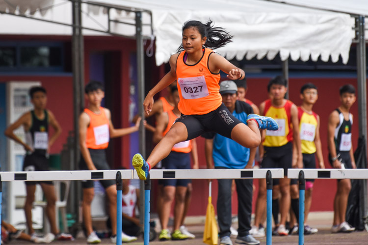 Palada Tang of Singapore Sports School claimed the silver with a time of 1:10.95. (Photo 5 © Iman Hashim/Red Sports)