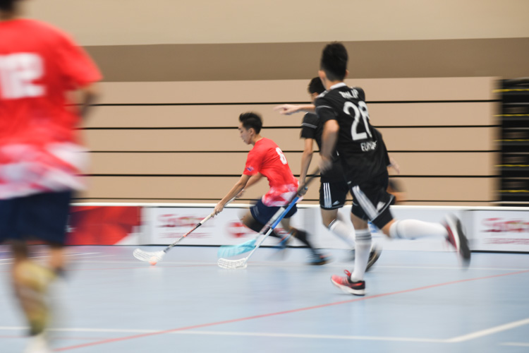  In a clash between two first-time semi-finalists of the National A Division Floorball Championship, dark horses Eunoia Junior College (EJC) came out tops with a convincing 6-1 victory over River Valley High School (RV). (Photo 1 © Stefanus Ian/Red Sports)