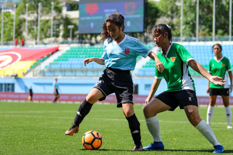 A first half goal by HCI was enough to help them claim a 1-0 win over RI and secure the National Schools A Division Girls’ Football Championship bronze medal. (Photo 19 © Clara Lau/REDintern)