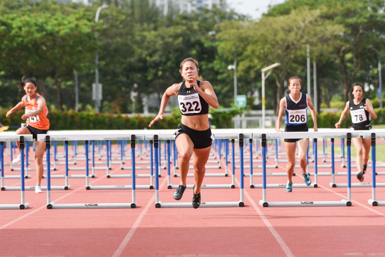 Kerstin Ong (#322) of SMU clinched gold in the women's 100m hurdles final with a time of 15.61 seconds. (Photo X © Iman Hashim/Red Sports)