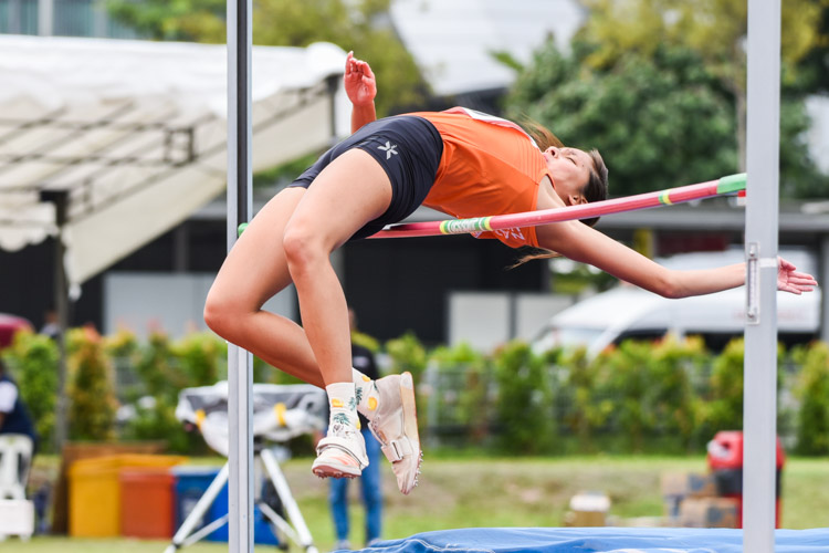 Jezebel Koh of NUS won the Women's high jump with a best clearance of 1.53m, beating four-time IVP defending champ Valerie Cheong of SMU on countback. (Photo 1 © Iman Hashim/Red Sports)