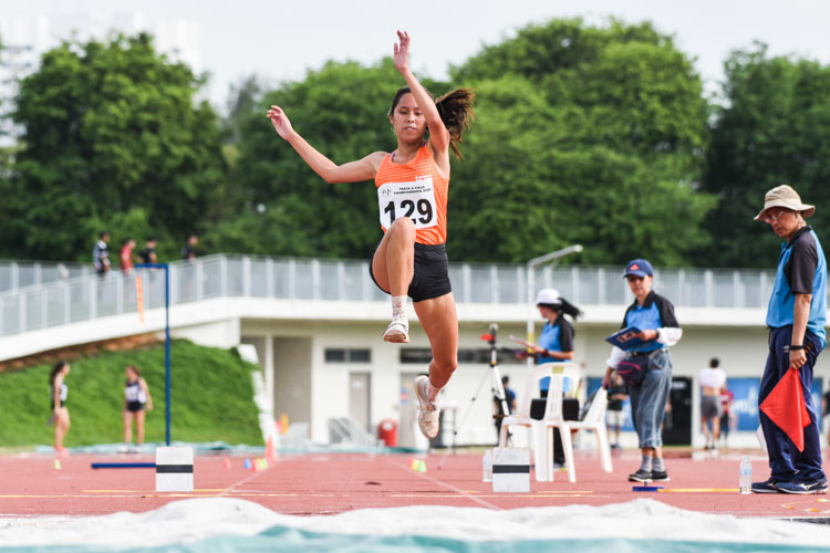 Jezebel Koh of NUS clinched her second gold of the afternoon with a 10.85m leap in the Women's Triple Jump, adding on to her win in the High Jump earlier. (Photo 1 © Iman Hashim/Red Sports)