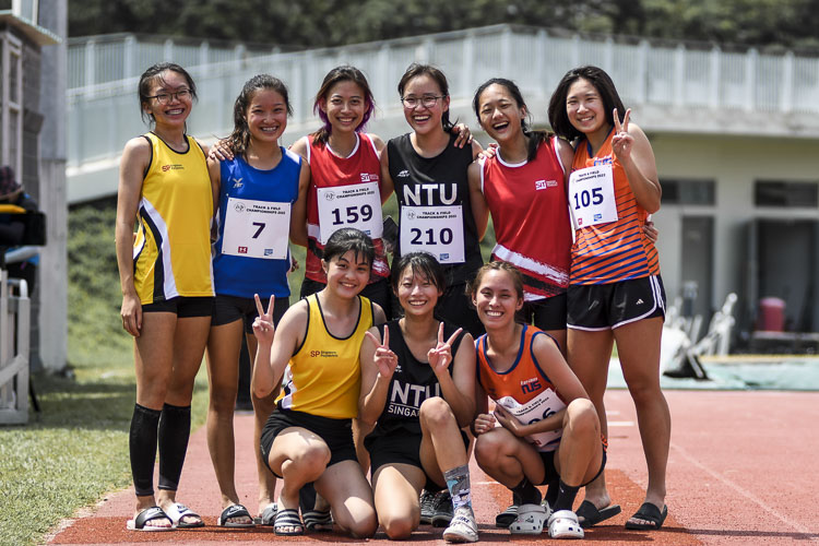 NTU's Tan Tse Teng (#209) leapt a personal best 11.63 metres to clinch the women's triple jump gold in her maiden IVP. Defending champ Jezebel Koh (#106) of NUS settled for silver with a 11.54m PB, while Jurnus Tan (#339) of S'pore Poly grabbed the bronze with a jump of 11.11m. (Photo 72 © Iman Hashim/Red Sports)