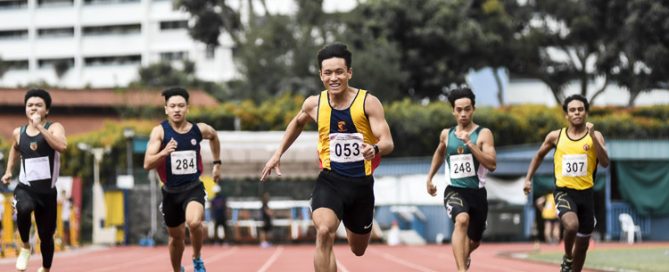 ACS(I)'s Mark Lee (#53) blazed through the A Division boys' 200m final in 21.62s into a slight headwind, shattering the electronically-timed championship and schools national record of 21.75s set by Donovan Chan in 2012. (Photo 1 © Iman Hashim/Red Sports)