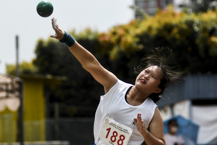 Raechelle Siu (#188) of CHIj St. Nicholas Girls' placed fifth in the B Div girls' shot put with a throw of 9.92m. (Photo 1 © Iman Hashim/Red Sports)