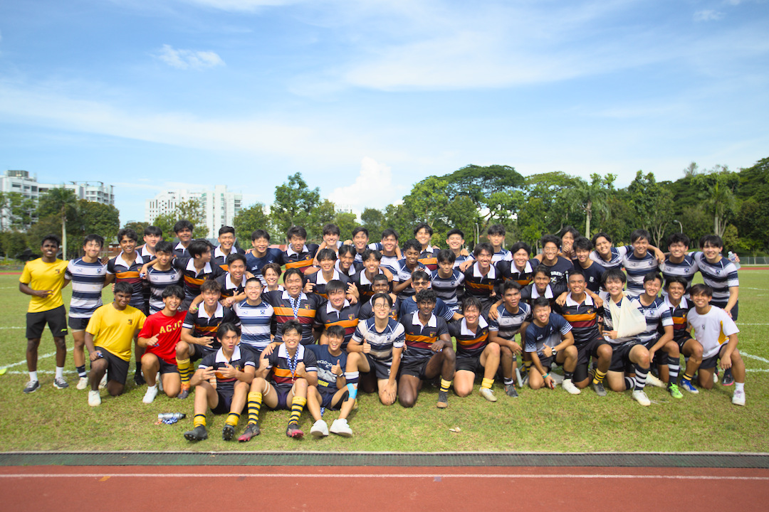 The ACJC and SAJC teams take a photo together.