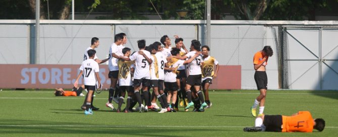 VJC edge out SAJC 1-0 to claim A Division Football championship. (Photo 1 © Clara Lau/Red Sports)