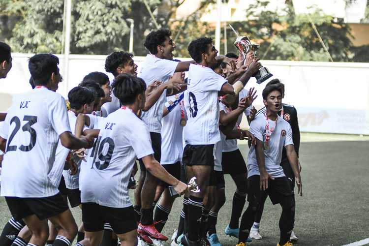 Victoria Junior College edged past defending champs St. Andrew's Junior College 1-0 to reclaim the A Division boys' football title in a rematch of the 2019 final. (Photo 1 © Iman Hashim/Red Sports)