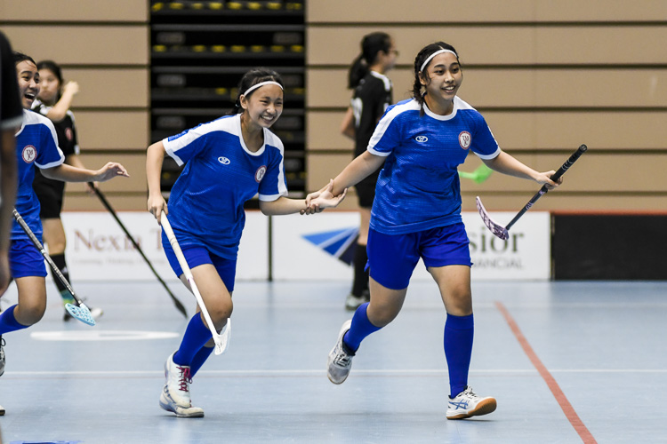 Nyimas Herlena (TMJC #19, right) celebrates scoring the opening goal of the match. (Photo 1 © Iman Hashim/Red Sports)