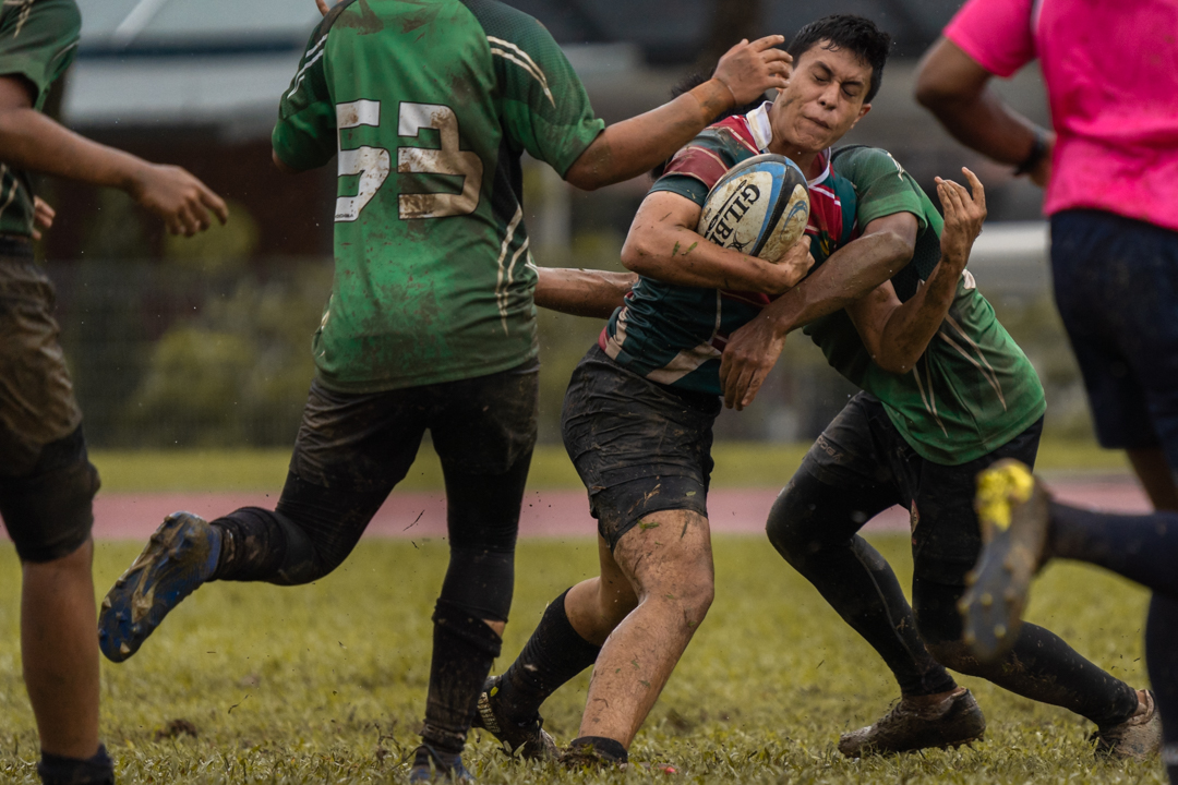 GSS player takes contact. (Photo X © Bryan Foo/Red Sports)