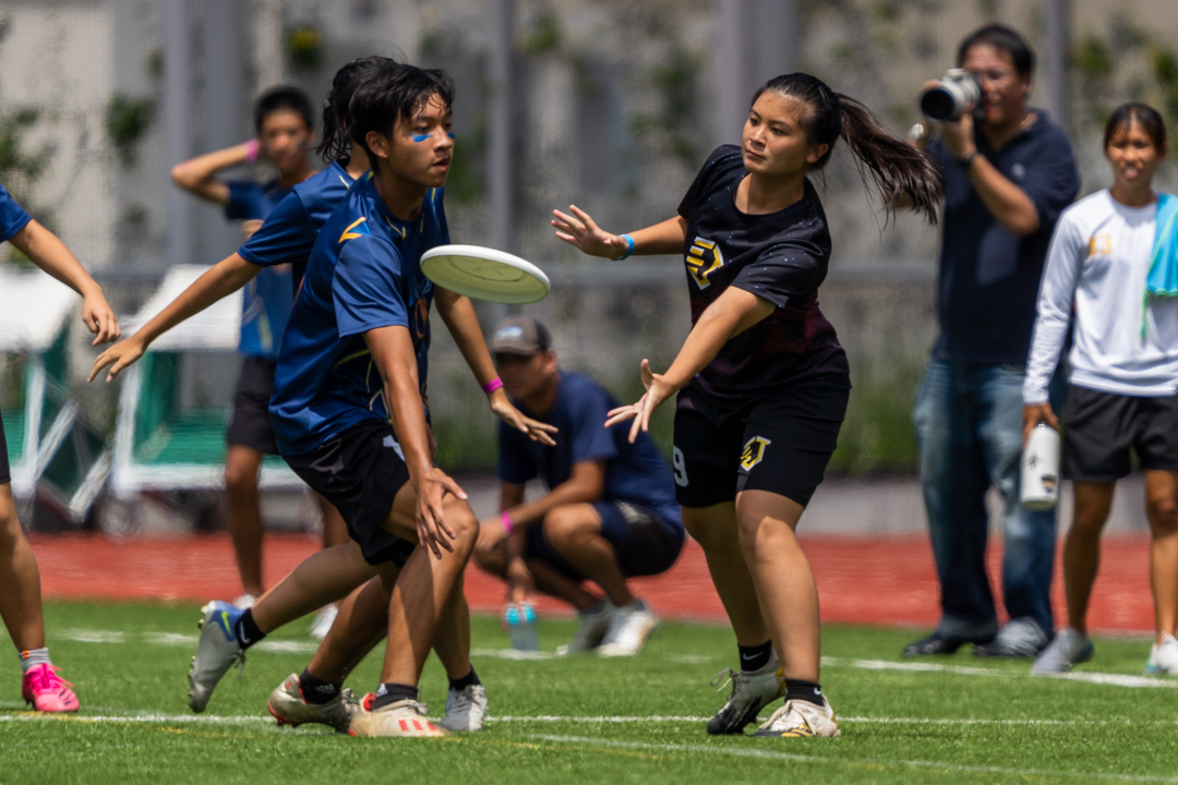 Avril Lim (EJC #9) makes a throw. (Photo X © Bryan Foo/Red Sports)