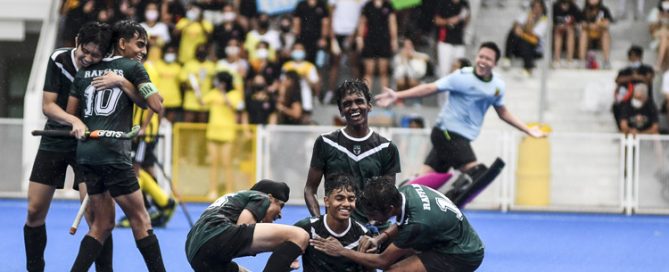 RI celebrate after beating VJC 2-0 in the 2022 A Division hockey boys' final. (Photo 1 © Iman Hashim/Red Sports)