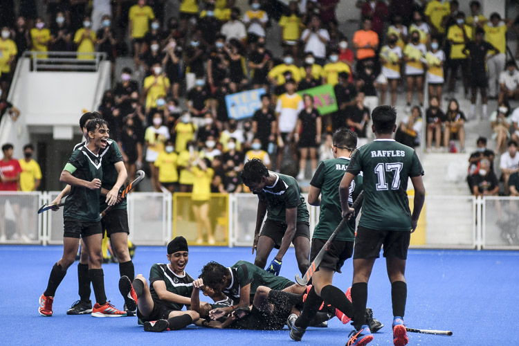 RI celebrate after beating VJC 2-0 in the 2022 A Division hockey boys' final. (Photo 1 © Iman Hashim/Red Sports)