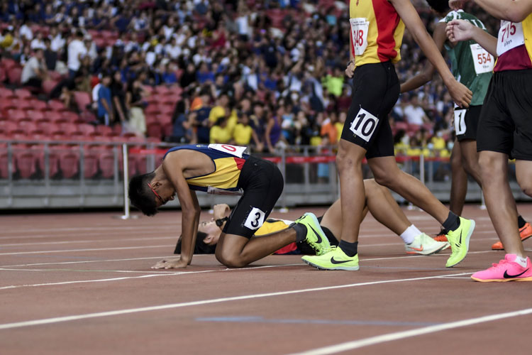 Conclusion of the B Div boys' 1500m final. (Photo 1 © Iman Hashim/Red Sports)