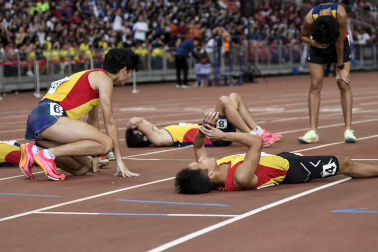 The carnage after the A Div boys' 1500m final. (Photo 1 © Iman Hashim/Red Sports)