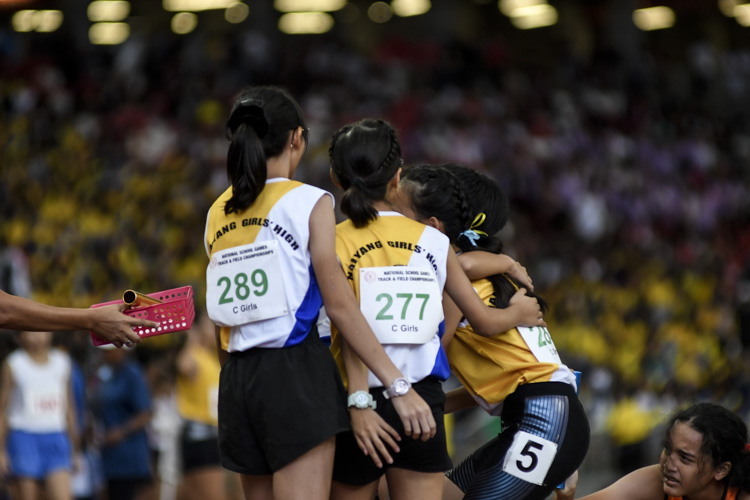 NYGH celebrate after the C Div girls' 4x400m relay final. (Photo 1 © Iman Hashim/Red Sports)