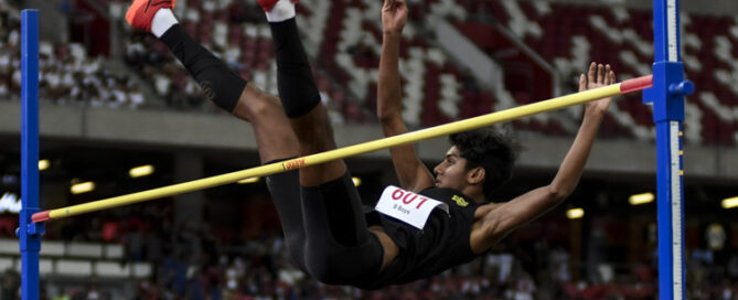 St. Patrick's School's Viresh Kumar clinched the B Div boys' high jump gold with a personal best clearance of 1.90m. (Photo XX © Iman Hashim/Red Sports)